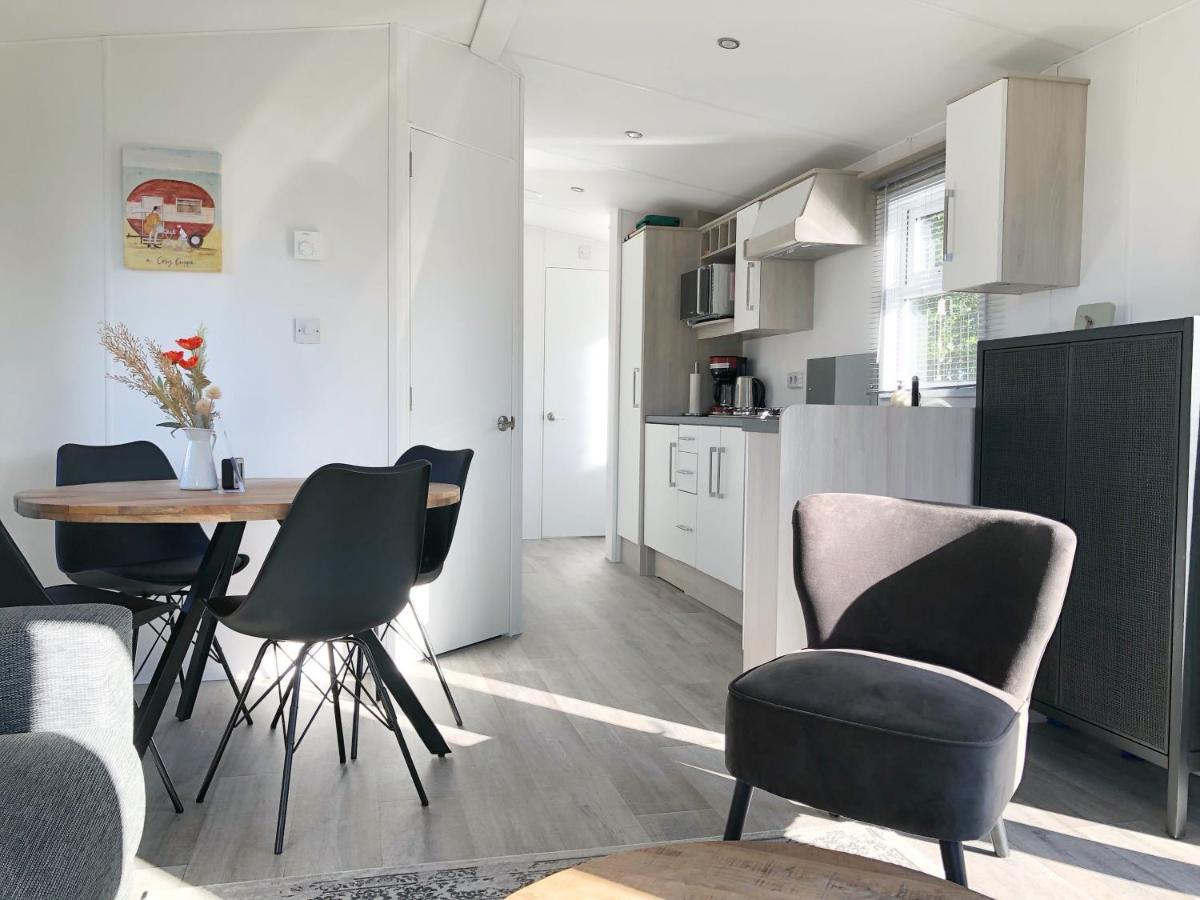 Chalet 516 Op Recreatiepark De Wielen Sint Maarten Luaran gambar