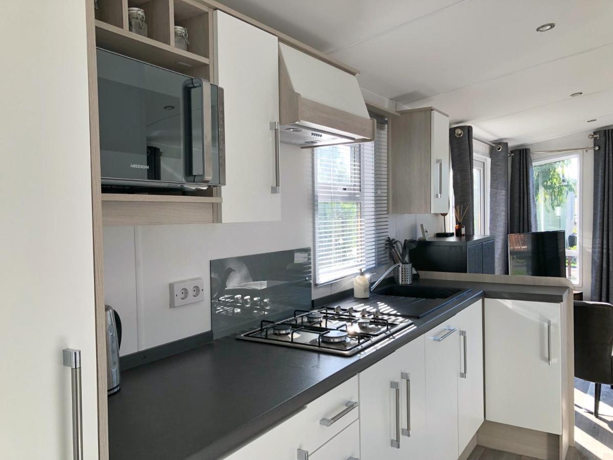 Chalet 516 Op Recreatiepark De Wielen Sint Maarten Luaran gambar